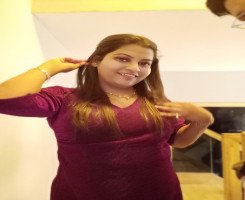 Sonali -  Beauty Influencer